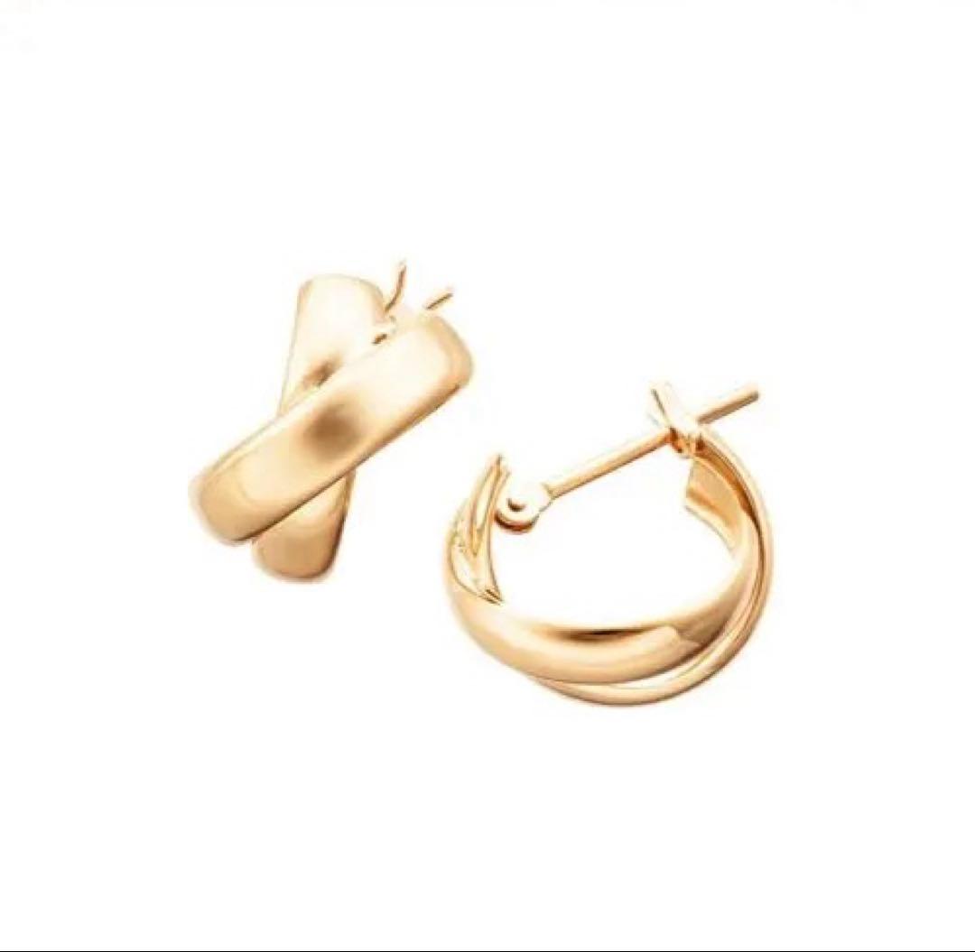 K18 ゴールド ツイストデザイン フープピアス　ツツミ