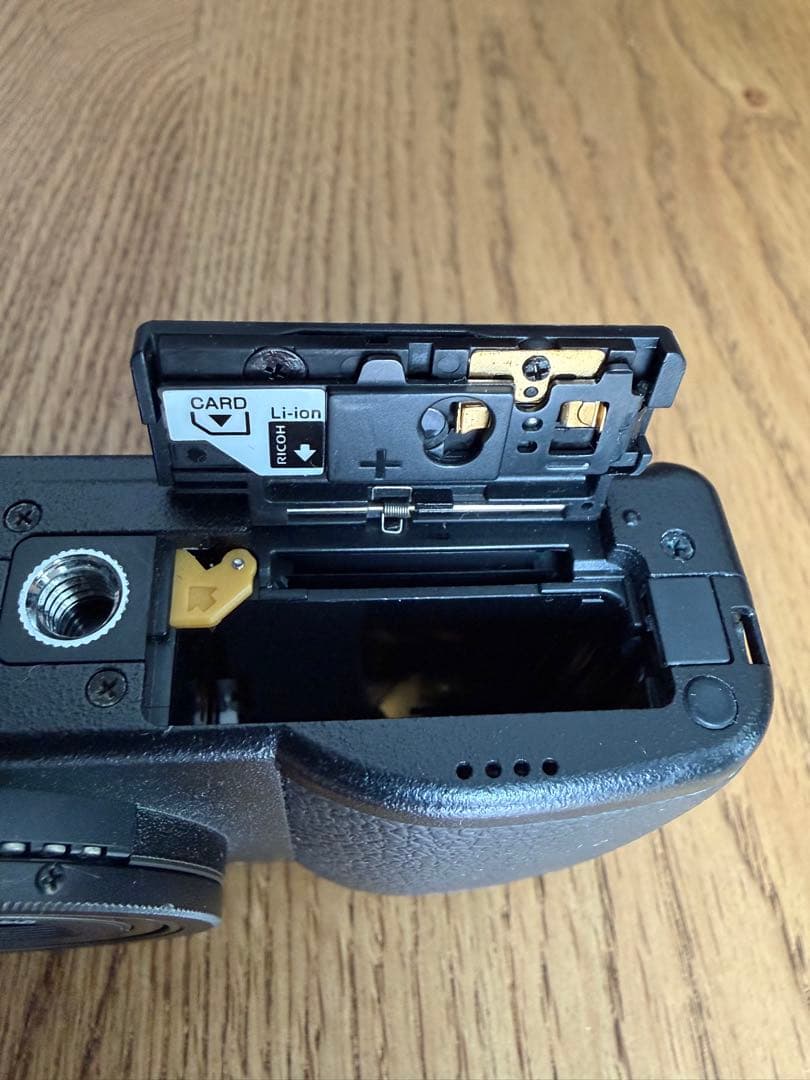 ■ 美品 ■ RICOH GR DIGITAL III 箱付き S数2,130回