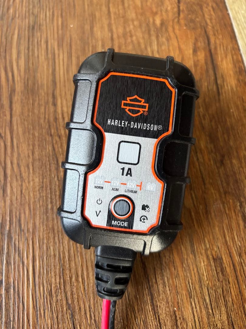 HARLEY-DAVIDSON バッテリーチャージャー 1A 純正