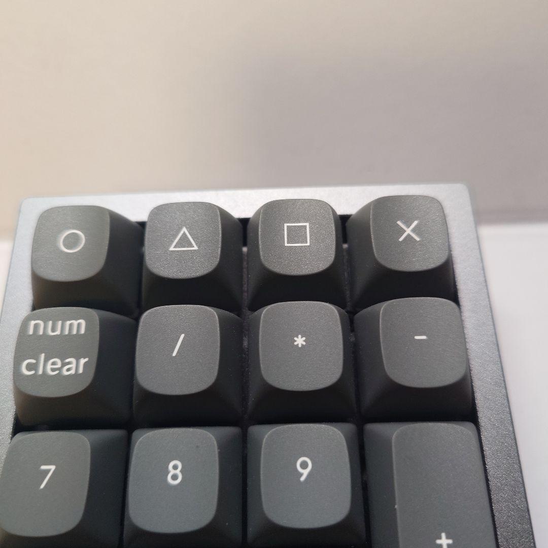 keychron Q0 有線テンキー　メルカリ最安　美品　赤軸