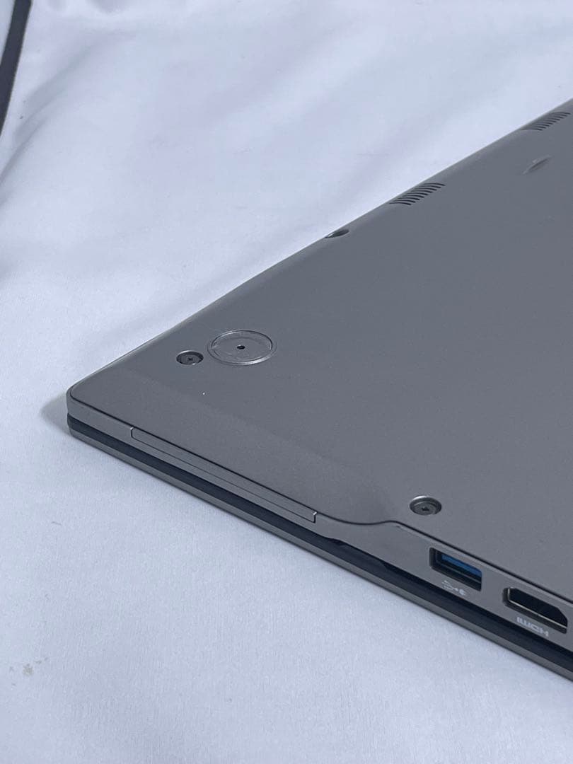 その他ノートPC本体 FMVU56012 15 i5-1250P 8GB256GB SSD 2023