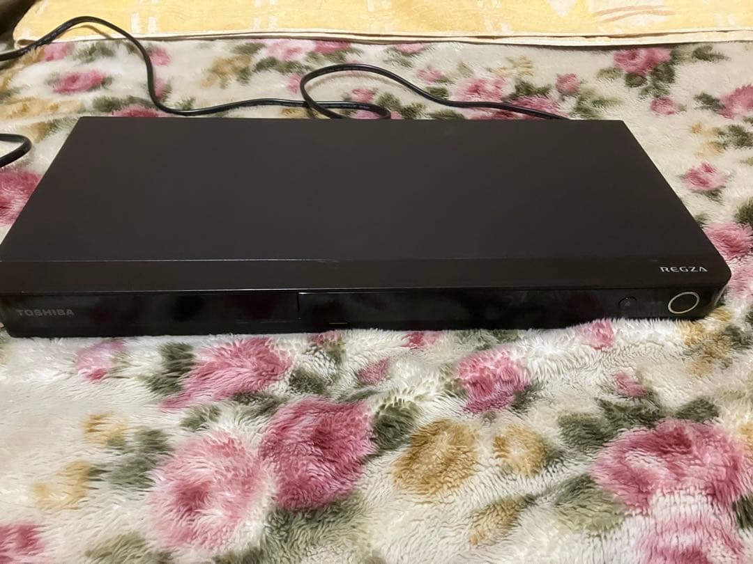 美品ブルーレイレコーダー　東芝　レグザ　DBR-T2010