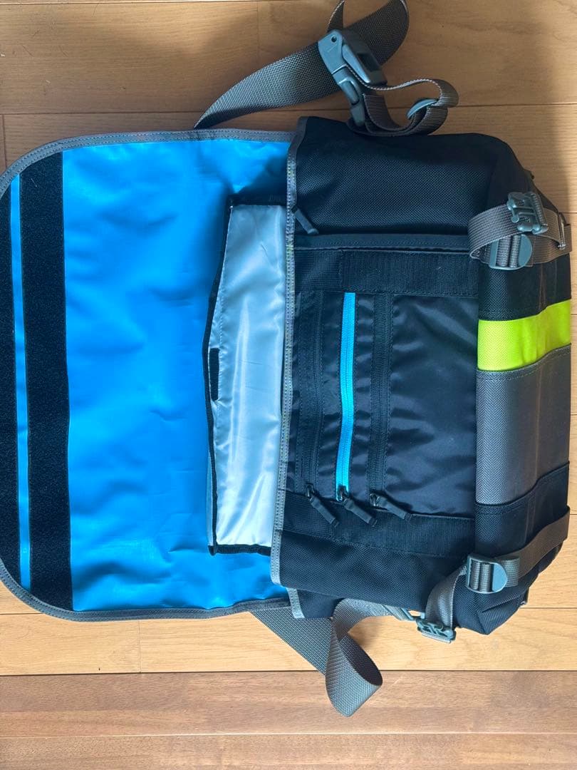 TIMBUK2 スヌープカメラメッセンジャーバック Mサイズ