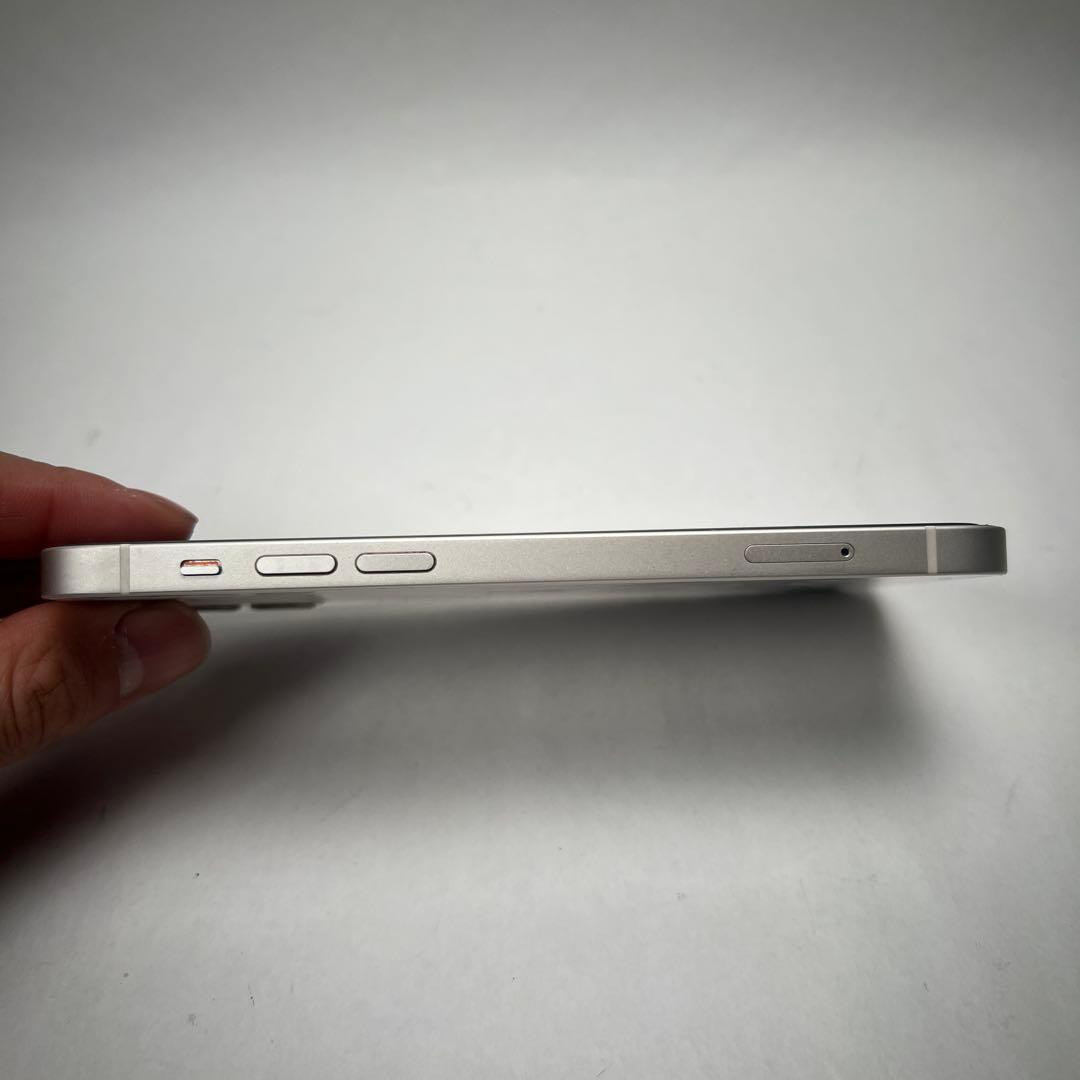 【即使用可／SIMフリー】iPhone 12 64GB 画面割れあり 動作良好