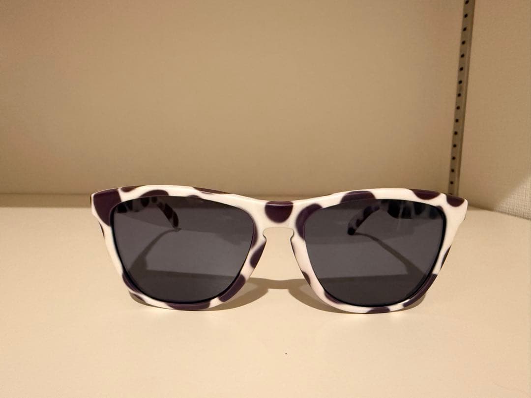 希少OAKLEY Frogskins ダルメシアン サングラス