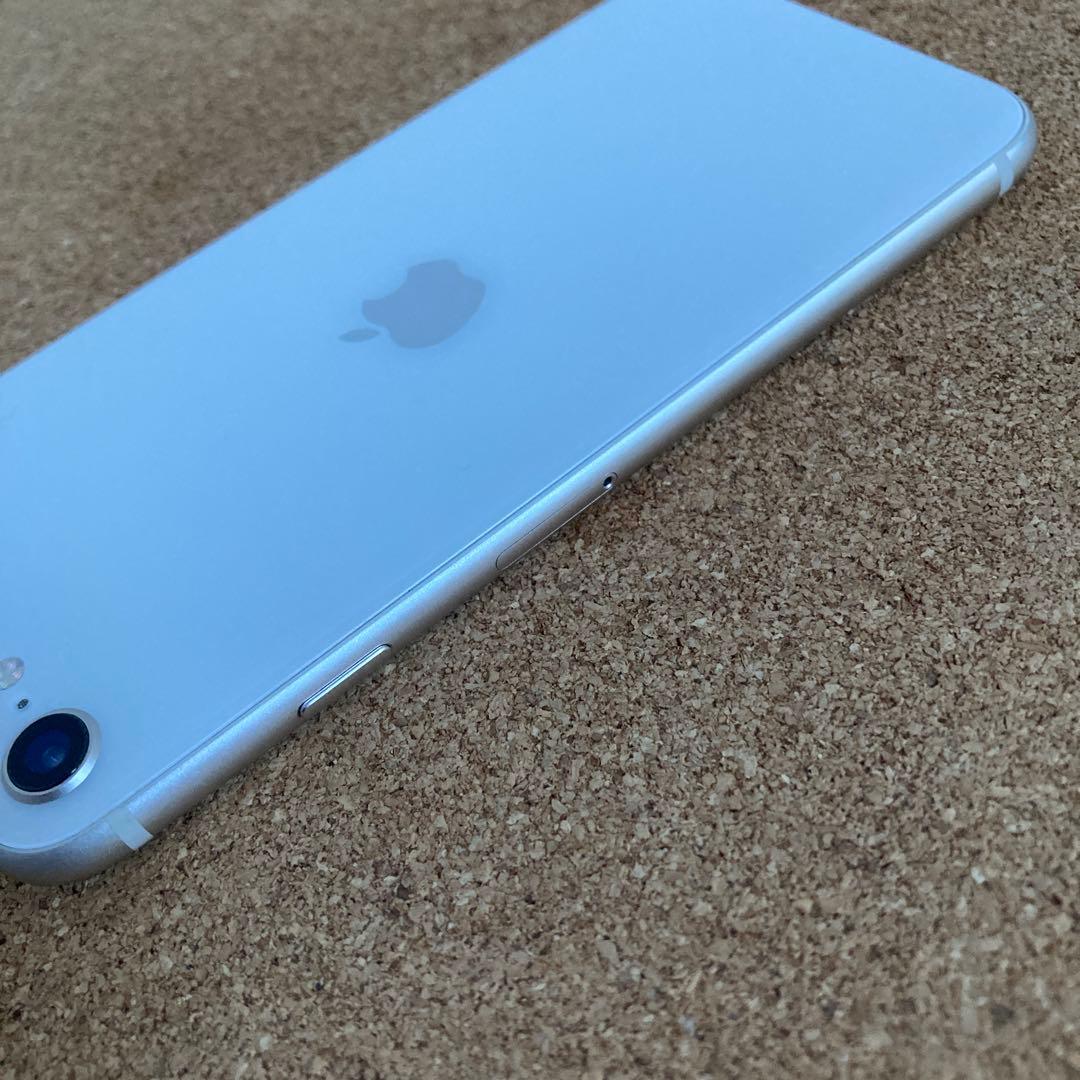 805【早い者勝ち】電池ほぼ新品☆iPhoneSE3 64GB SIMフリー☆