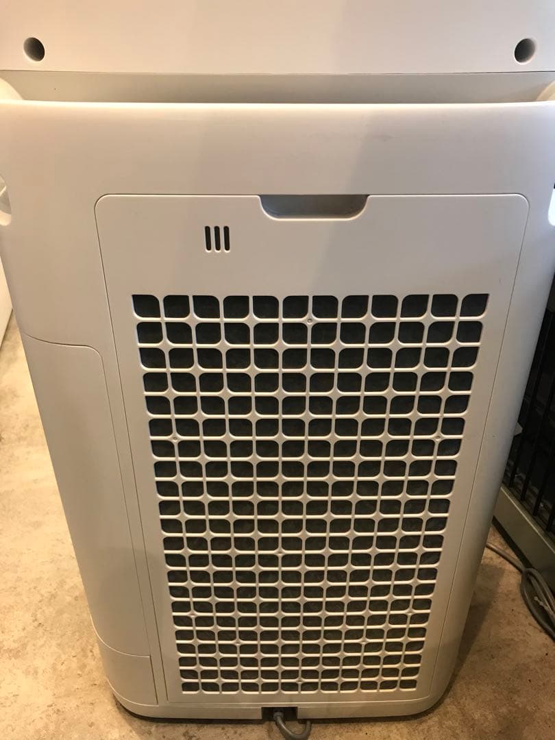 SHARP 空気清浄機　2023年製