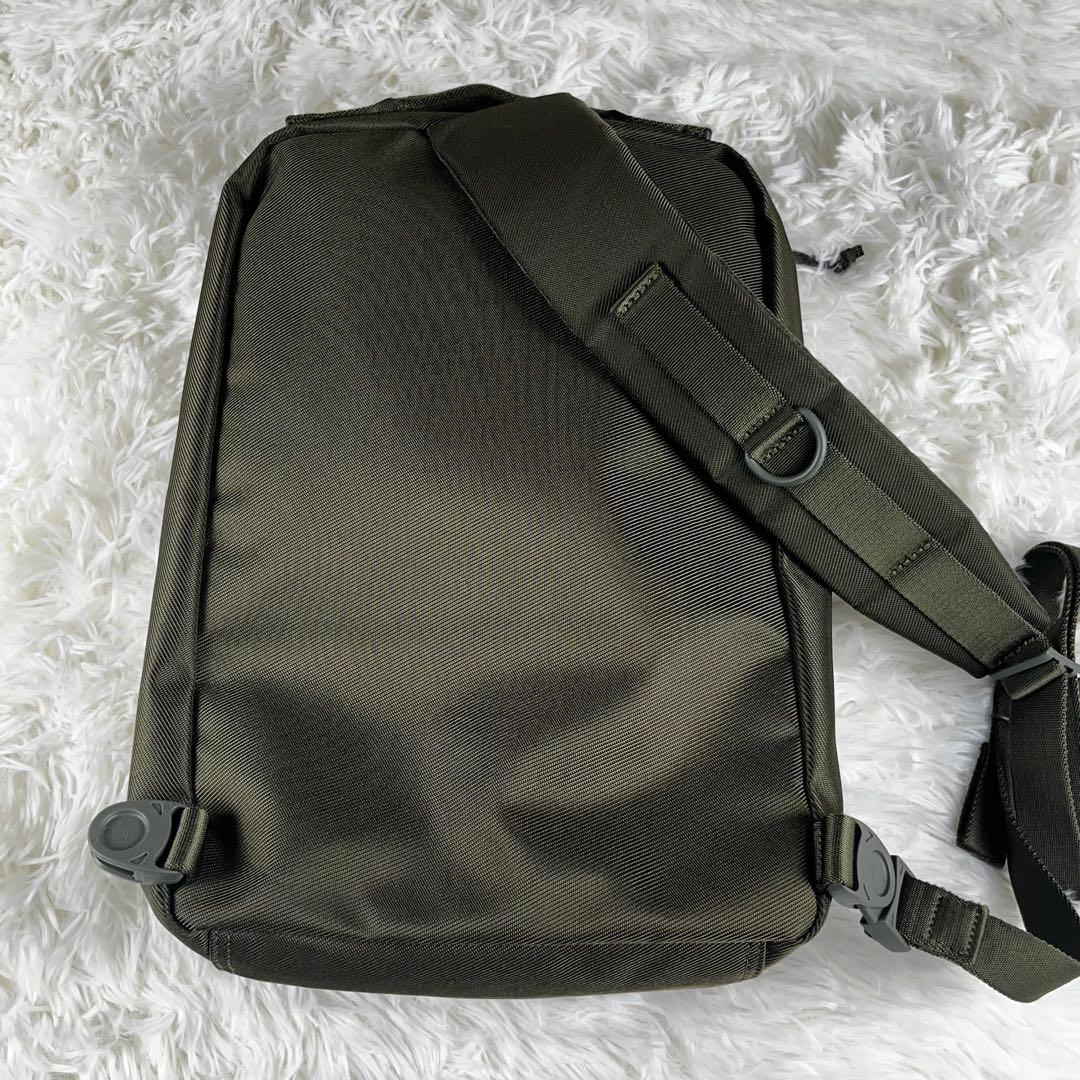 ✨極美品✨ PORTER UNIT スリングショルダーバッグ　カーキ