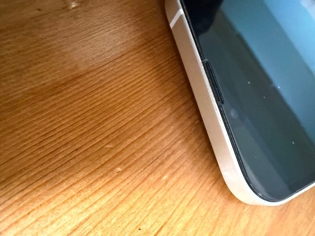 週末価格購入後即発送！iPhone13 スターライト SIMフリー　箱あり