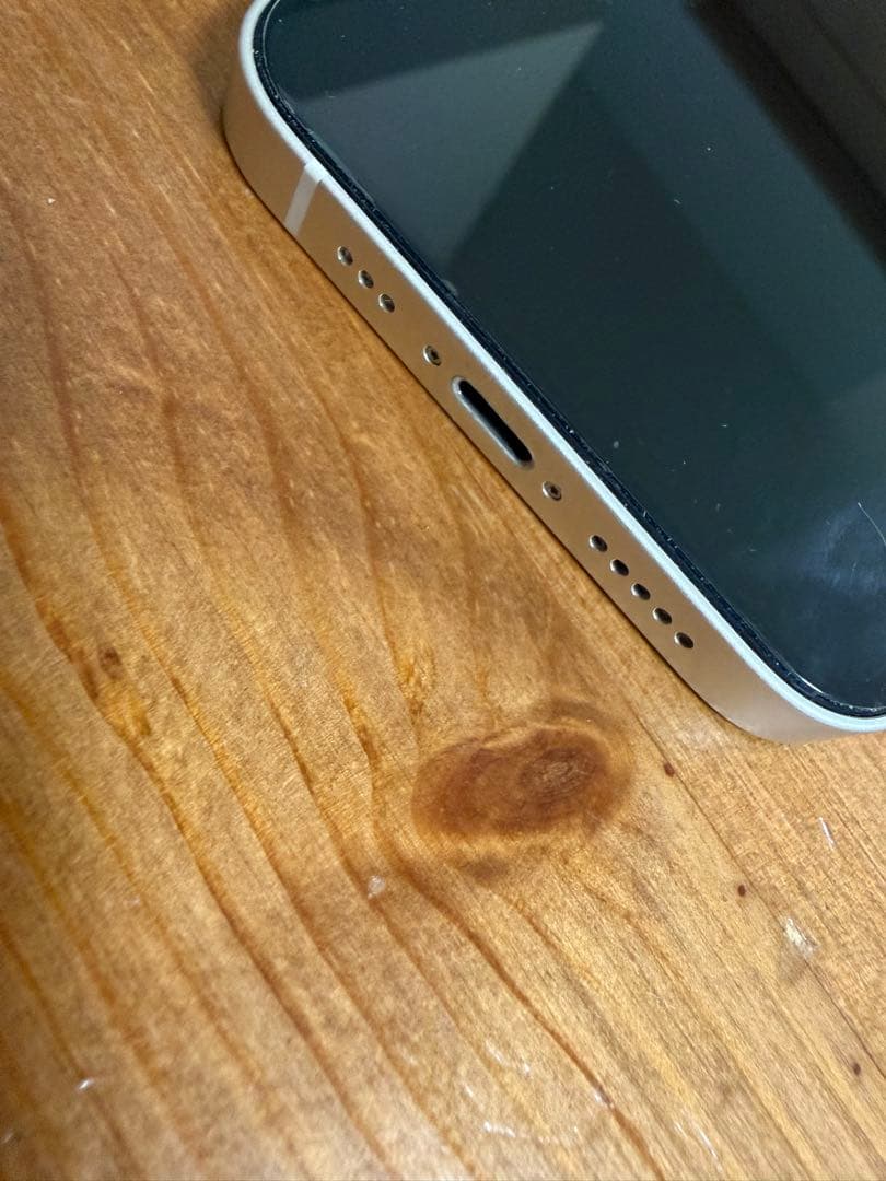 週末価格購入後即発送！iPhone13 スターライト SIMフリー　箱あり