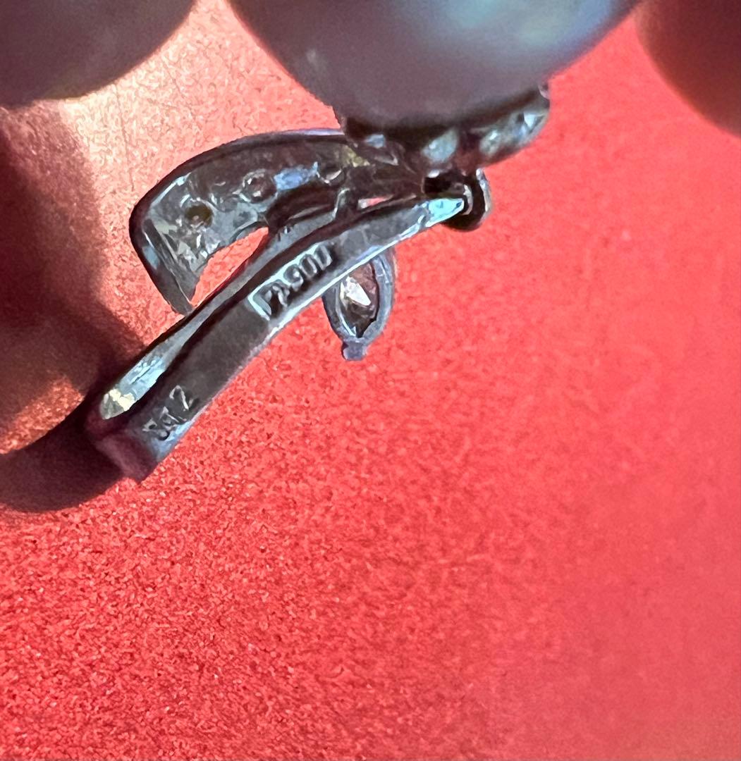 ホワイトパール リボンチャーム