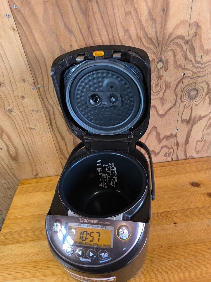 象印 圧力IH炊飯ジャー NP-ZU18KS　（一升焚き）