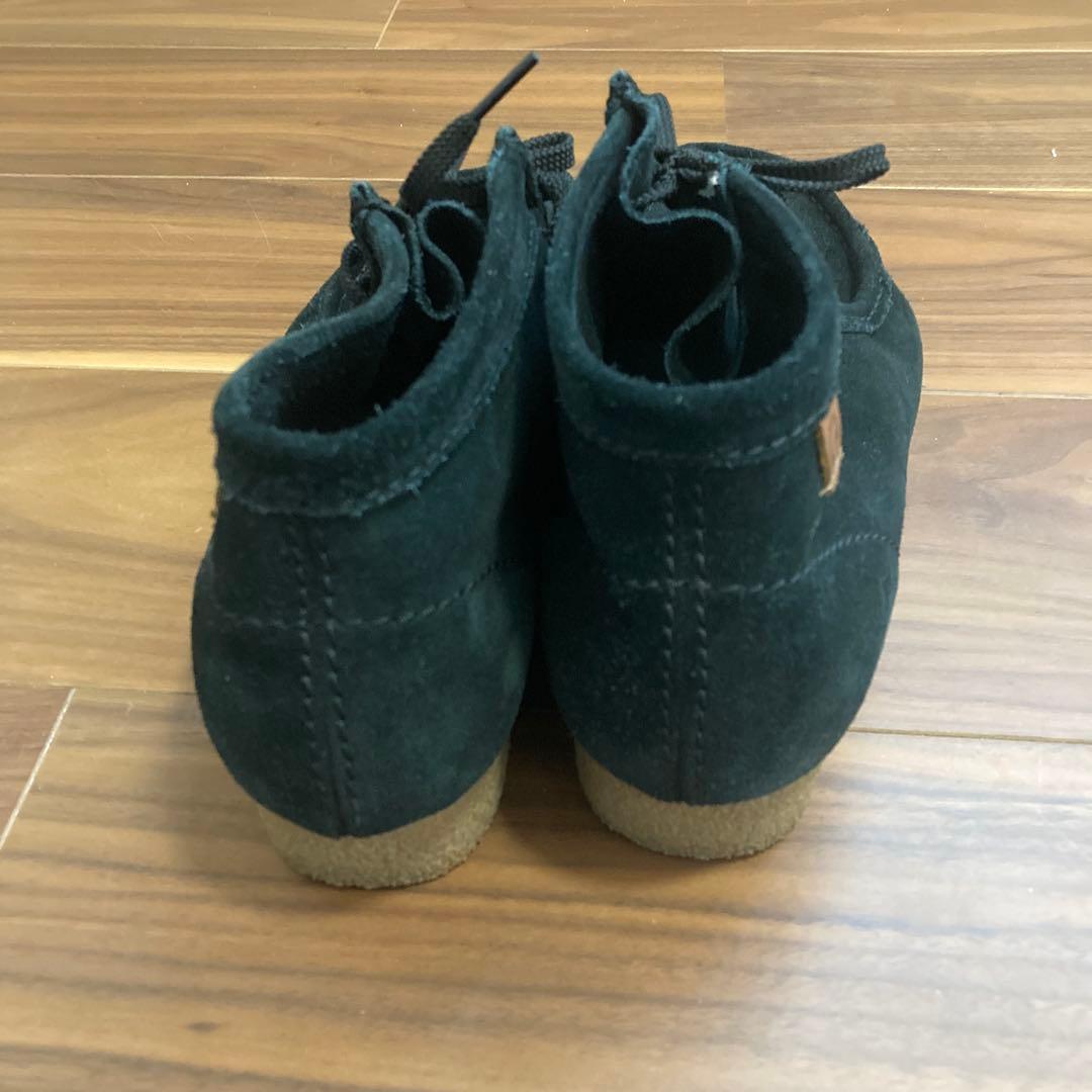 靴 clarks extreme comfort wallabee