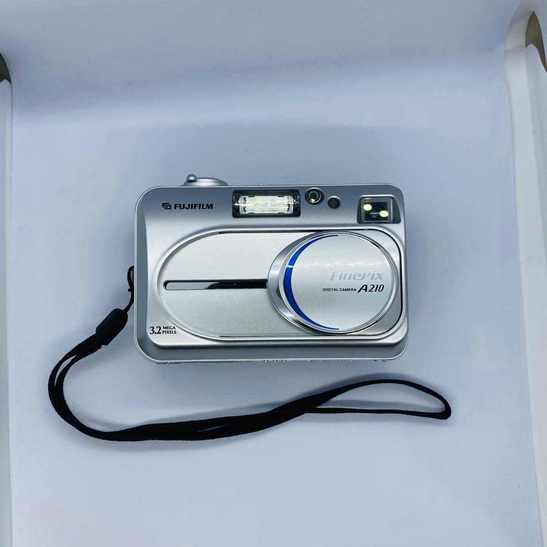 極美品 FUJIFILM FinePix A210 シルバー