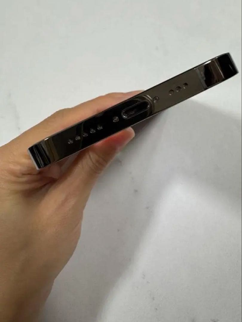 iPhone 13 Pro グラファイト