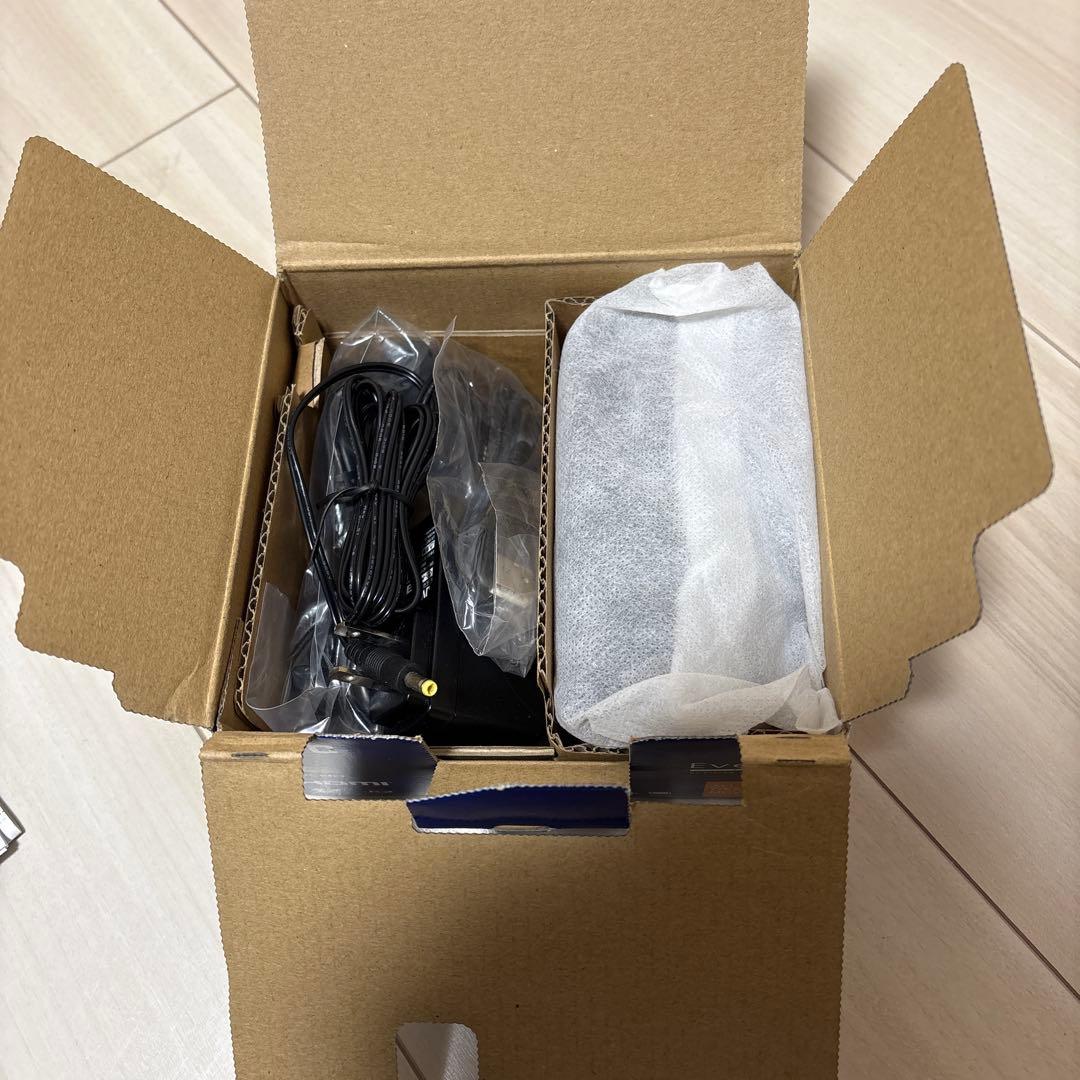 【極美品】JVCケンウッド Everio GZ-R300 防水【ケース付き】