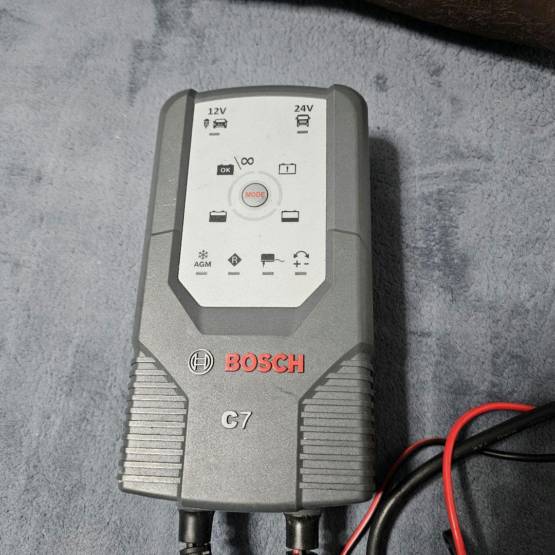 BOSCH バッテリー 充電器 C7