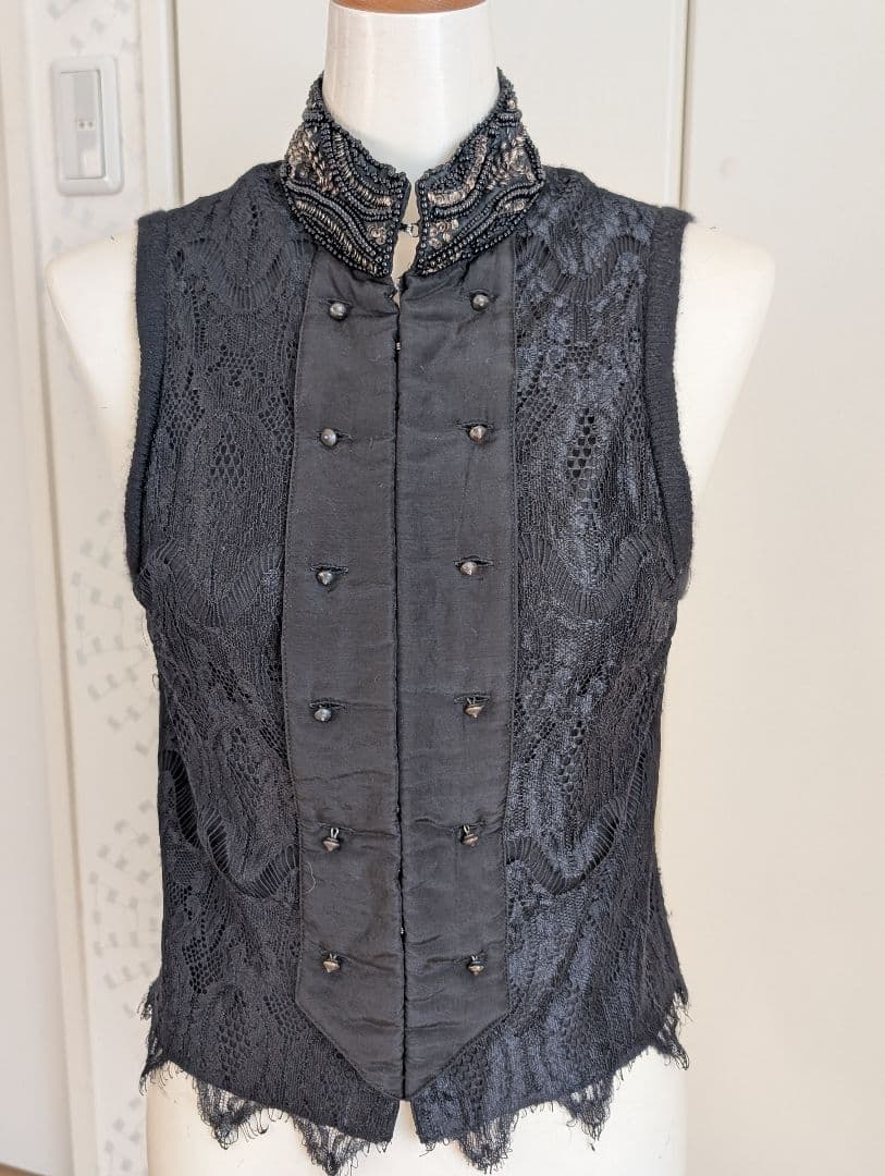 トップス sharespirit