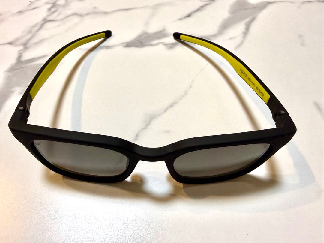 【新品未使用】Eyevol アイヴォル サングラス ブラック/イエローケース付き