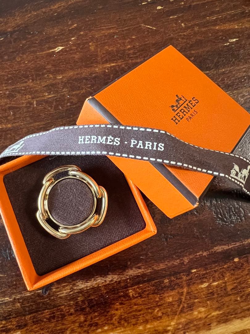 Hermes エルメス スカーフリング シェーヌダンクル