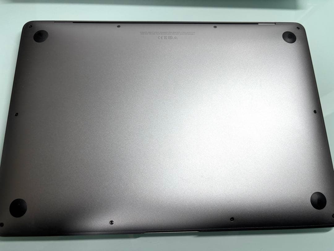 MacBook Air M1（2020）スペースグレイ 8GB 256GB