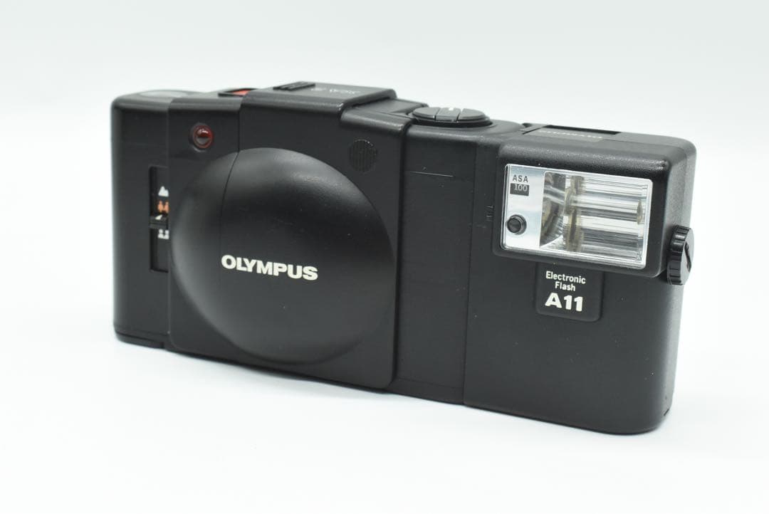 オリンパス OLYMPUS コンパクトフィルムカメラXA2➕A11