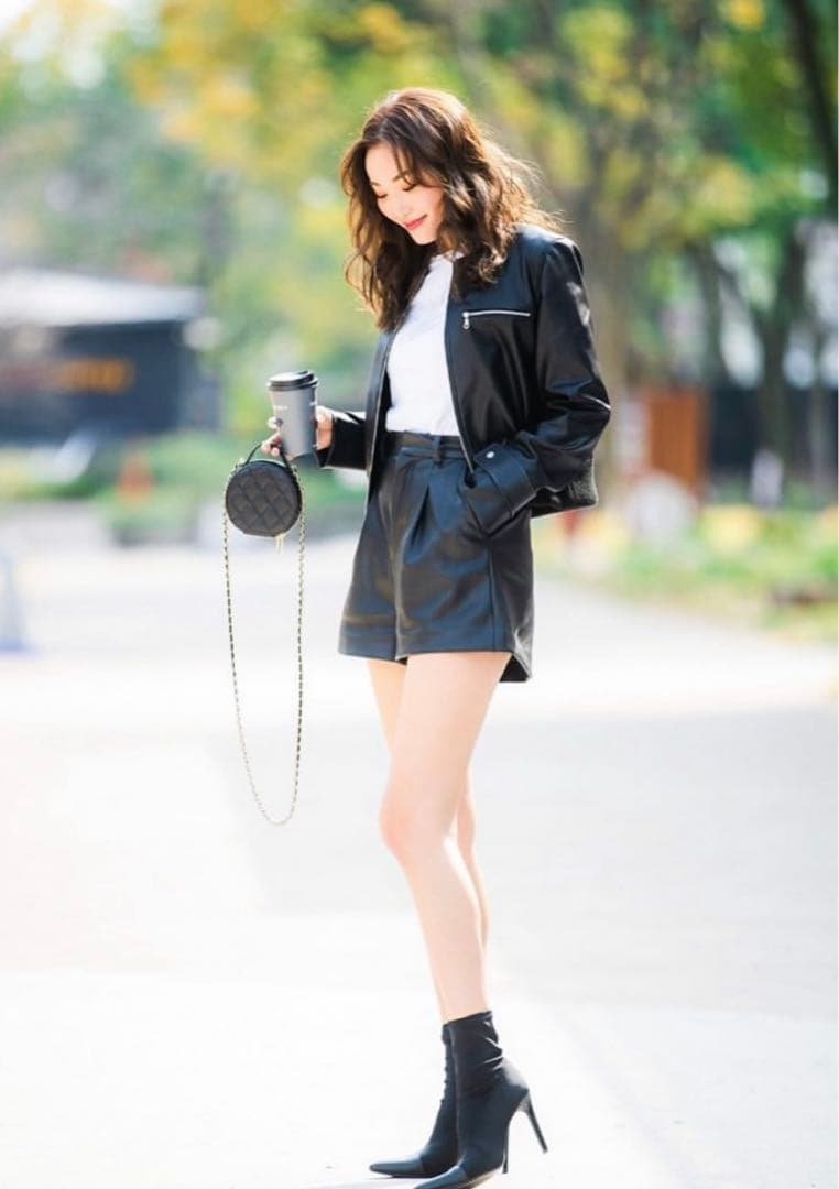 sheller フロントタックレザーショートパンツ BLACK