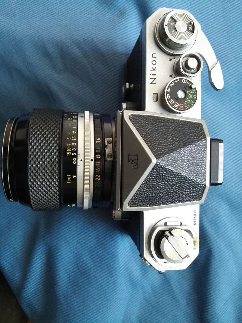 ニコンの伝説の名機『ニコンＦ』リングフラッシュ付き
