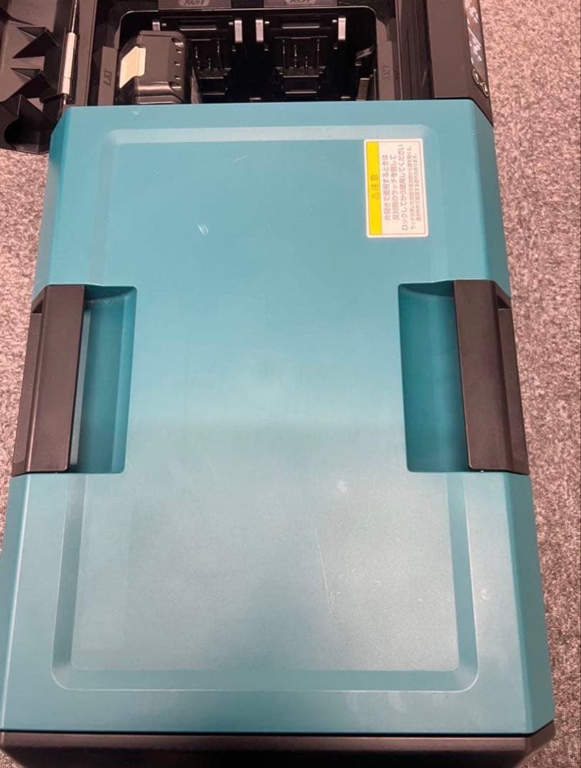 早い者勝ち⭐︎マキタ CW004G 29ℓ冷蔵庫