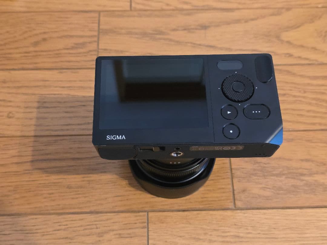 SIGMA BF+ 追加バッテリー & SIGMA 20mm F2 DG付き