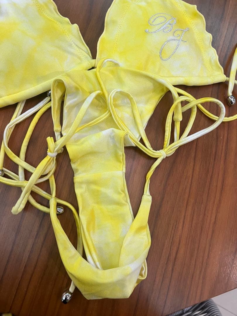 ベストボディジャパン公式水着 タイダイ柄イエロービキニ ＊Mサイズ