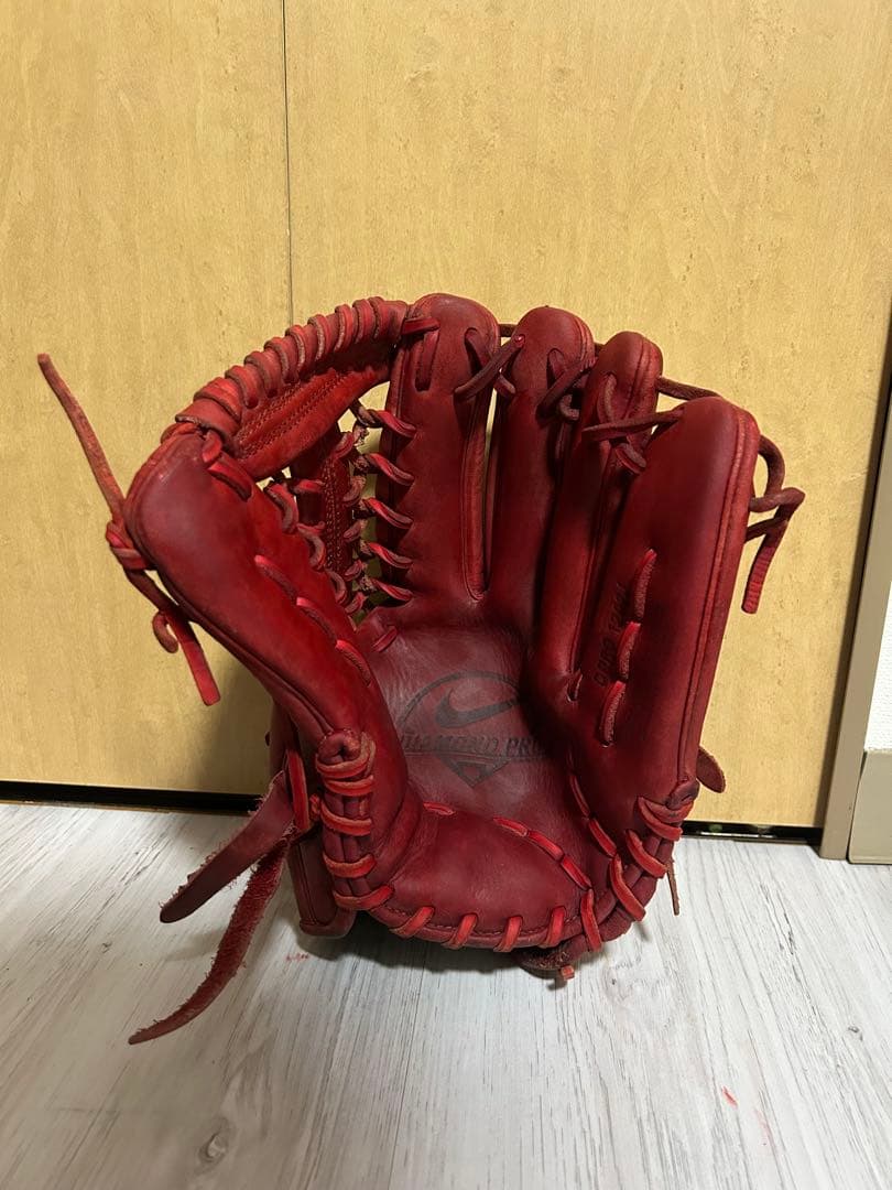 NIKE 外野用グローブ　ケース付き