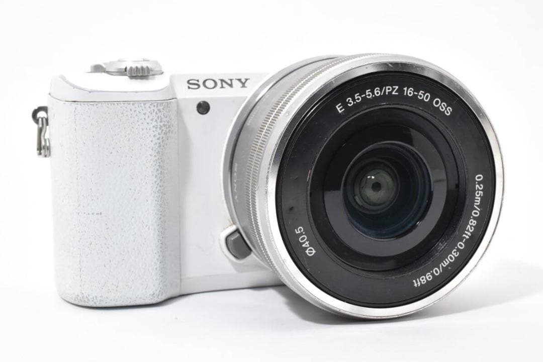 SONY α5100 + SONY E 16-50mm PZ OSS #1022