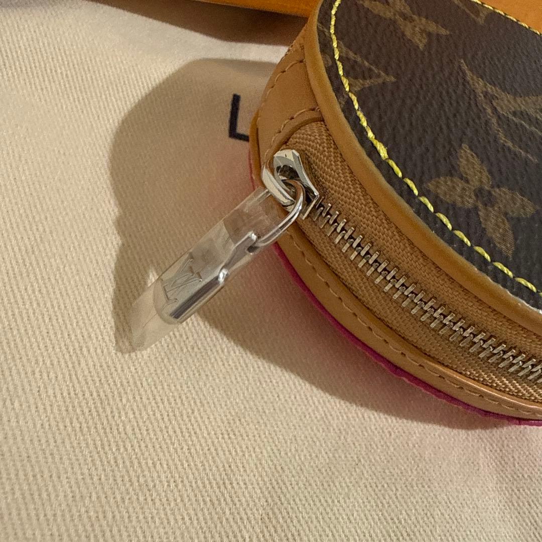 ルイヴィトン　バッグチャーム・LV ドーナッツ