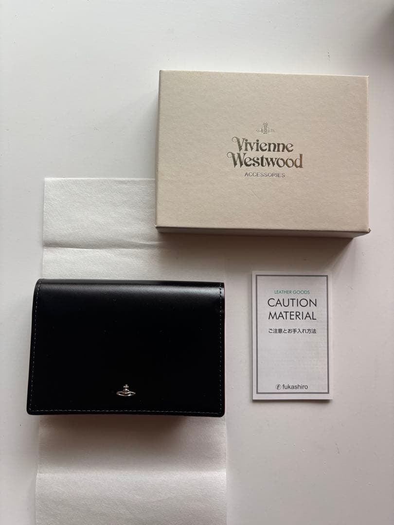【新品未使用】Vivienne Westwood ブラック名刺入れ