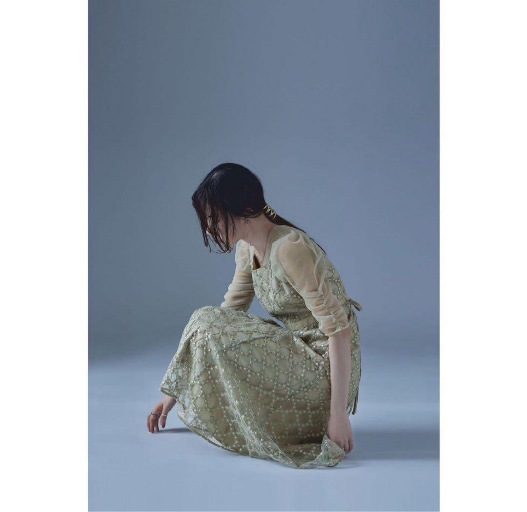 カ★新品タグ付き★ドリードール　フラワーエアリーレースドレス結婚式同窓会お呼ばれ