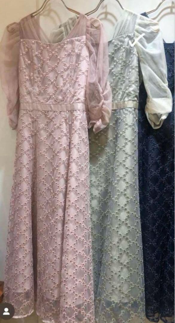 カ★新品タグ付き★ドリードール　フラワーエアリーレースドレス結婚式同窓会お呼ばれ