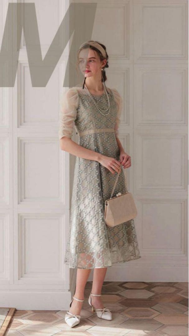 カ★新品タグ付き★ドリードール　フラワーエアリーレースドレス結婚式同窓会お呼ばれ