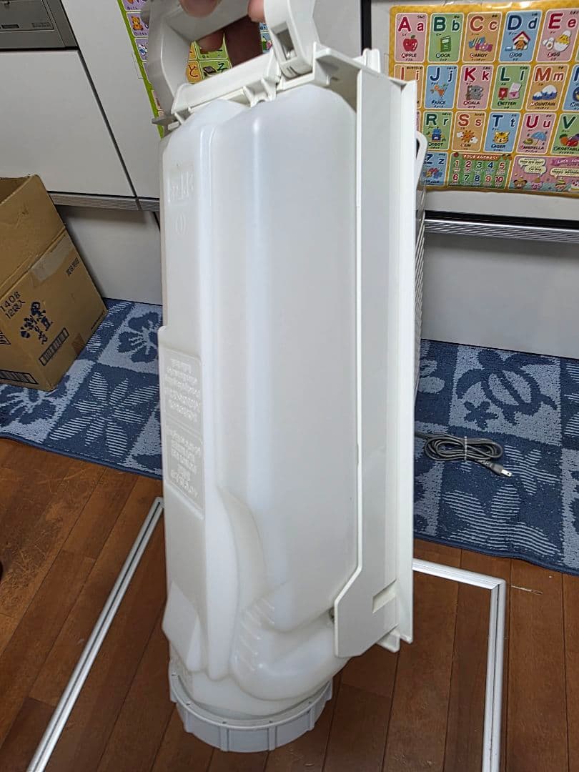 シャープ KC-L50-W 除湿機