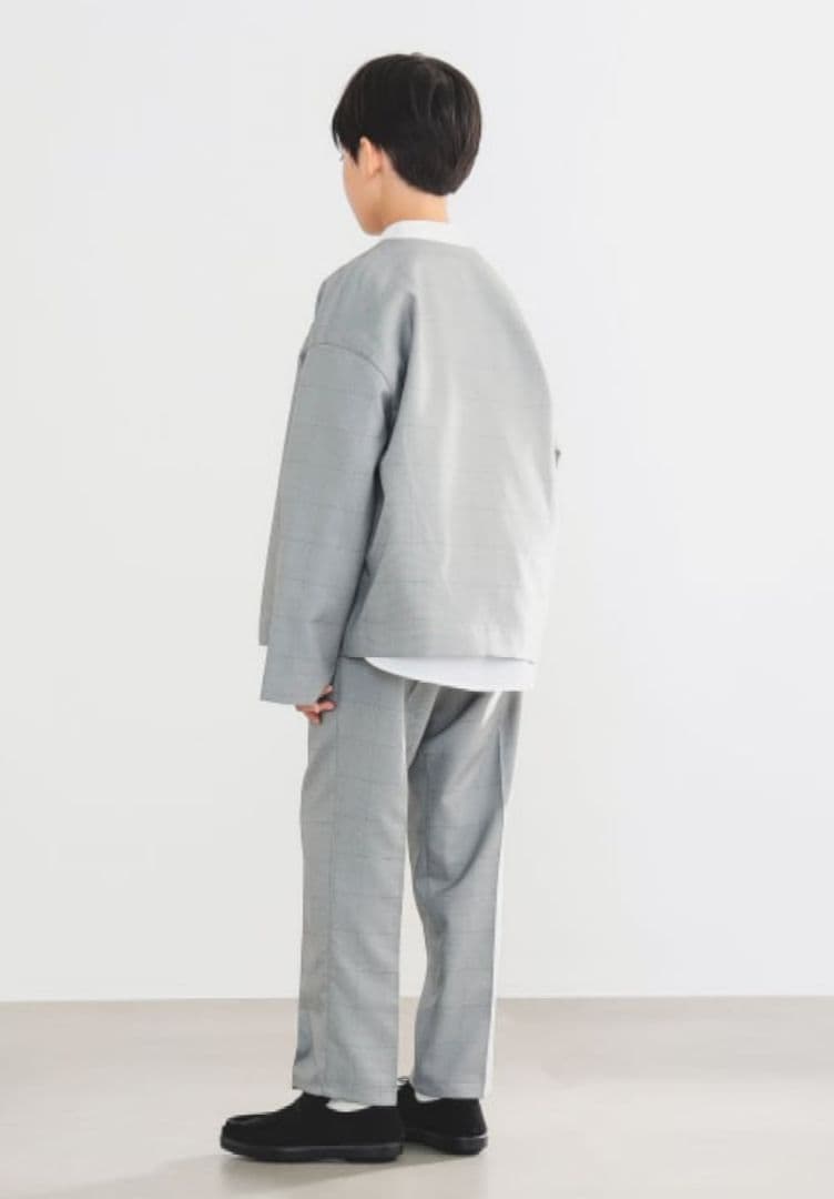 miel_cherin　グレー フォーマルスーツ ノーカラーシャツ　150