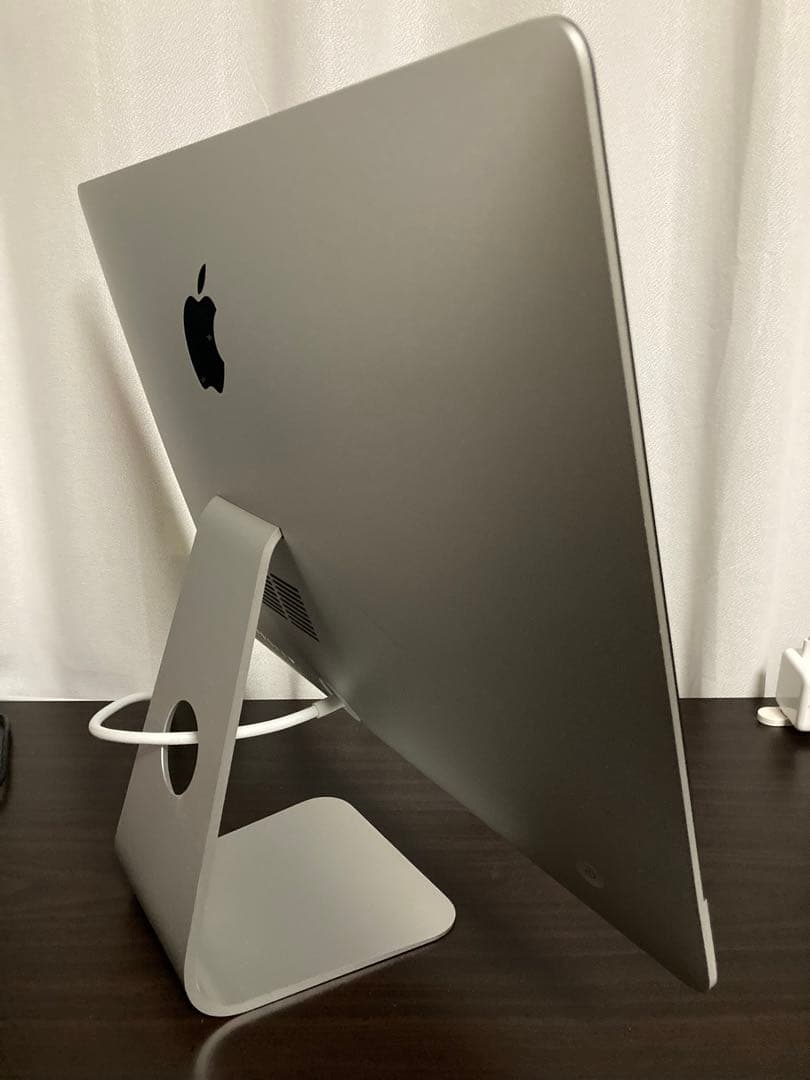 iMac 21.5インチ Late2015 16GB 1TB 2.8GHz