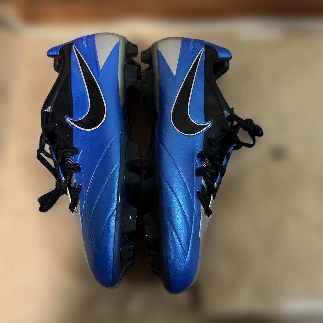 NIKEサッカースパイクT90LASER
