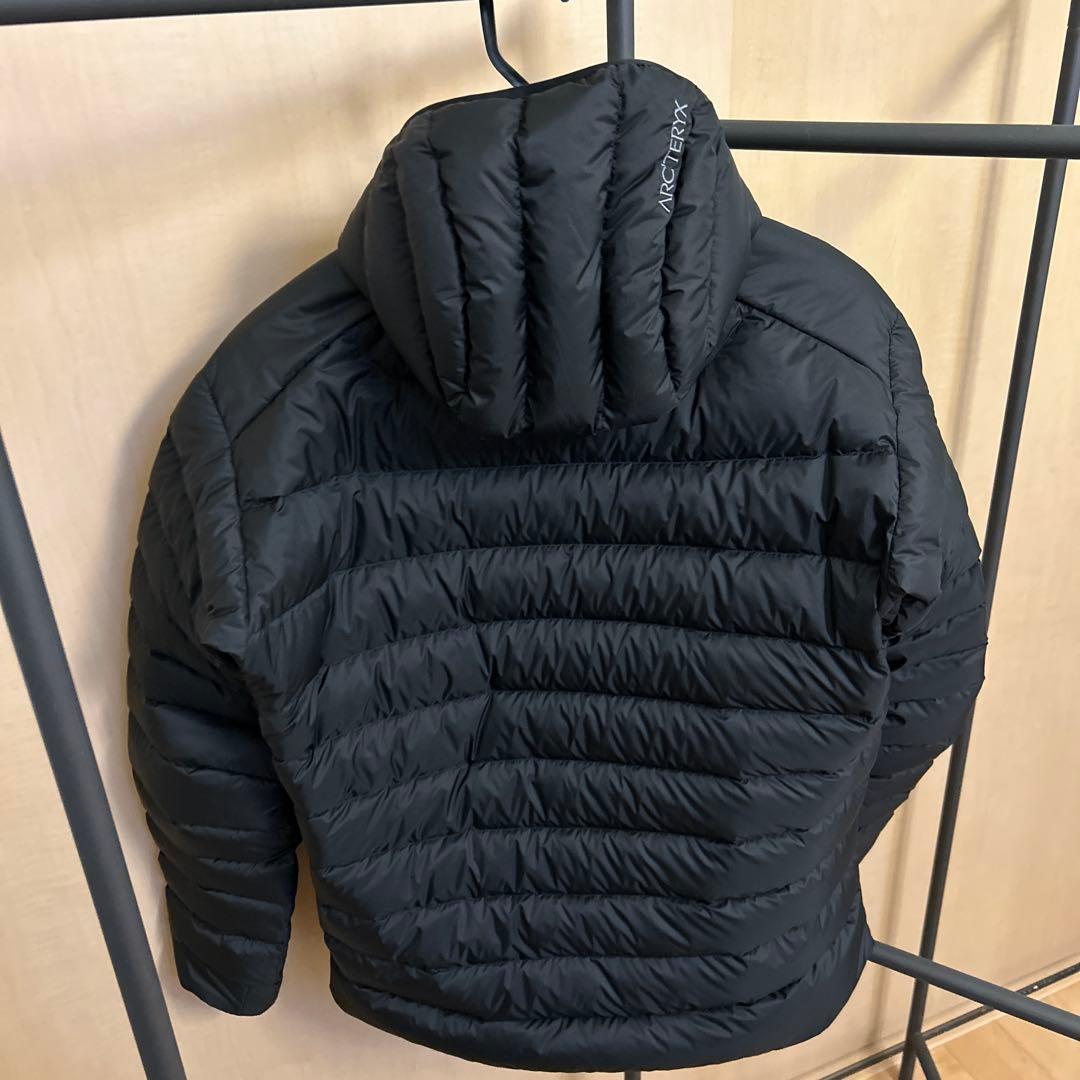 Arc'teryx 現行セリウムフーディー