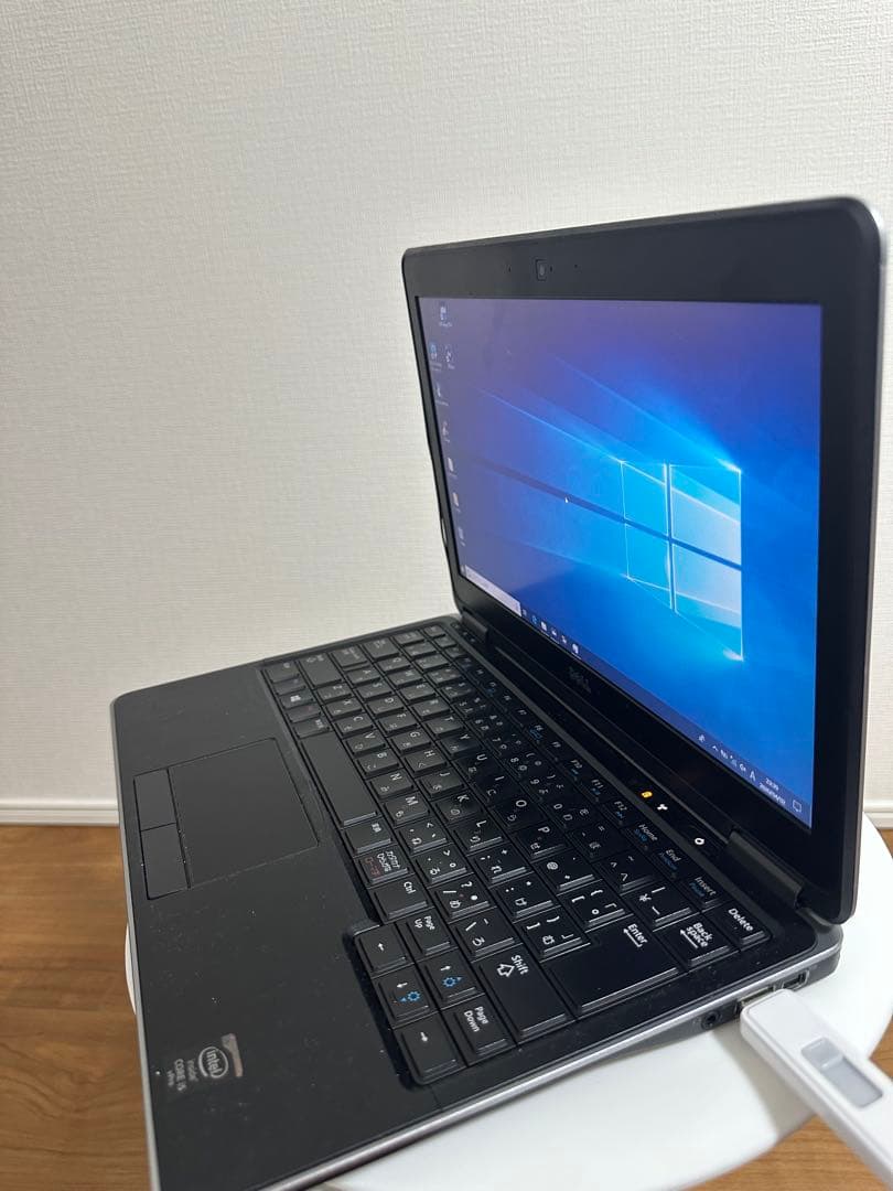 Dell E7240 i5 4300U メモリ8GB、ssd128gb