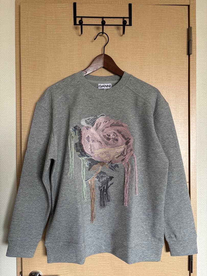 【新品タグ付き】Ganni バラ刺繍 グレー スウェット