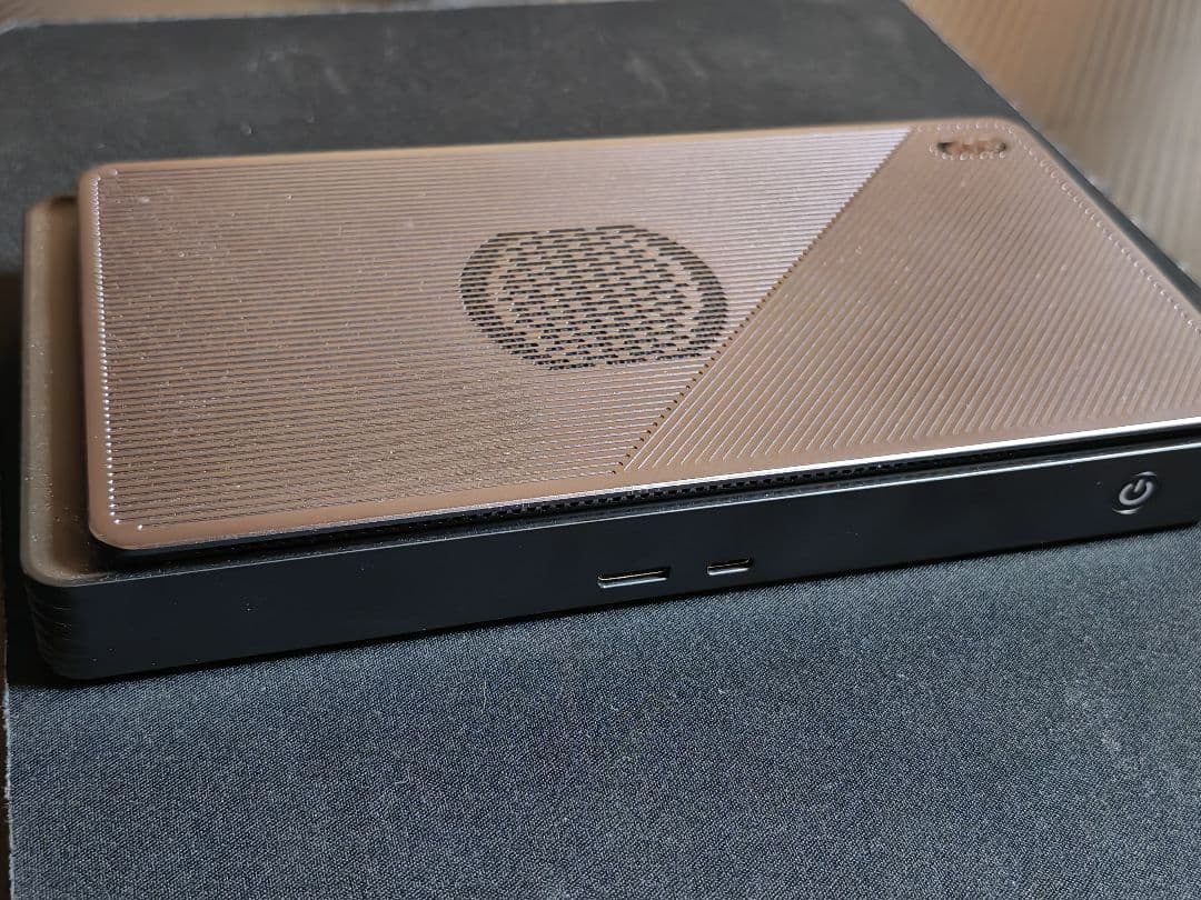 グラフィックボード・グラボ・ビデオカード gpd g1RX7600M XT 2023