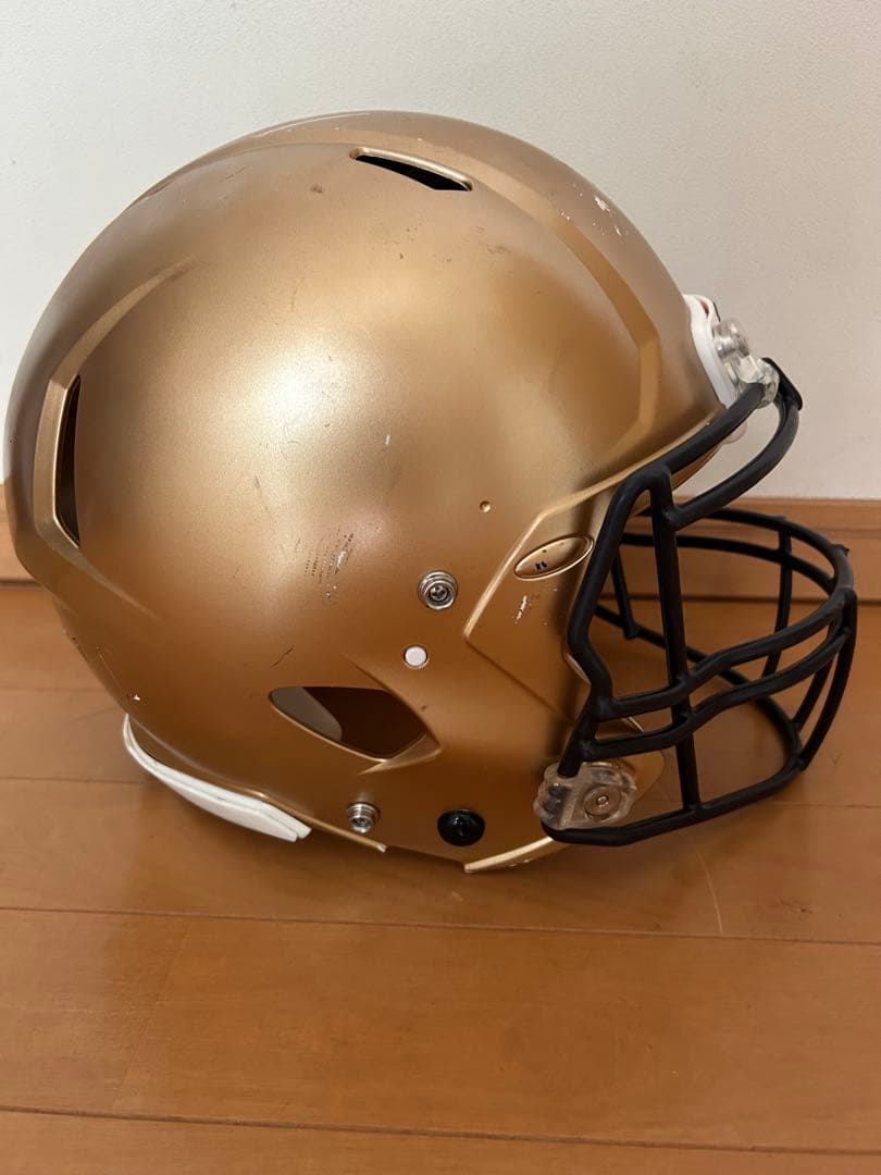 Riddell アメリカンフットボール　ヘルメット　スピードクラッシックアイコン