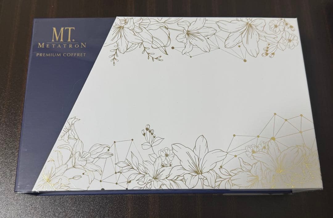 新品・未使用　MTメタトロン プレミアムコフレ 2025