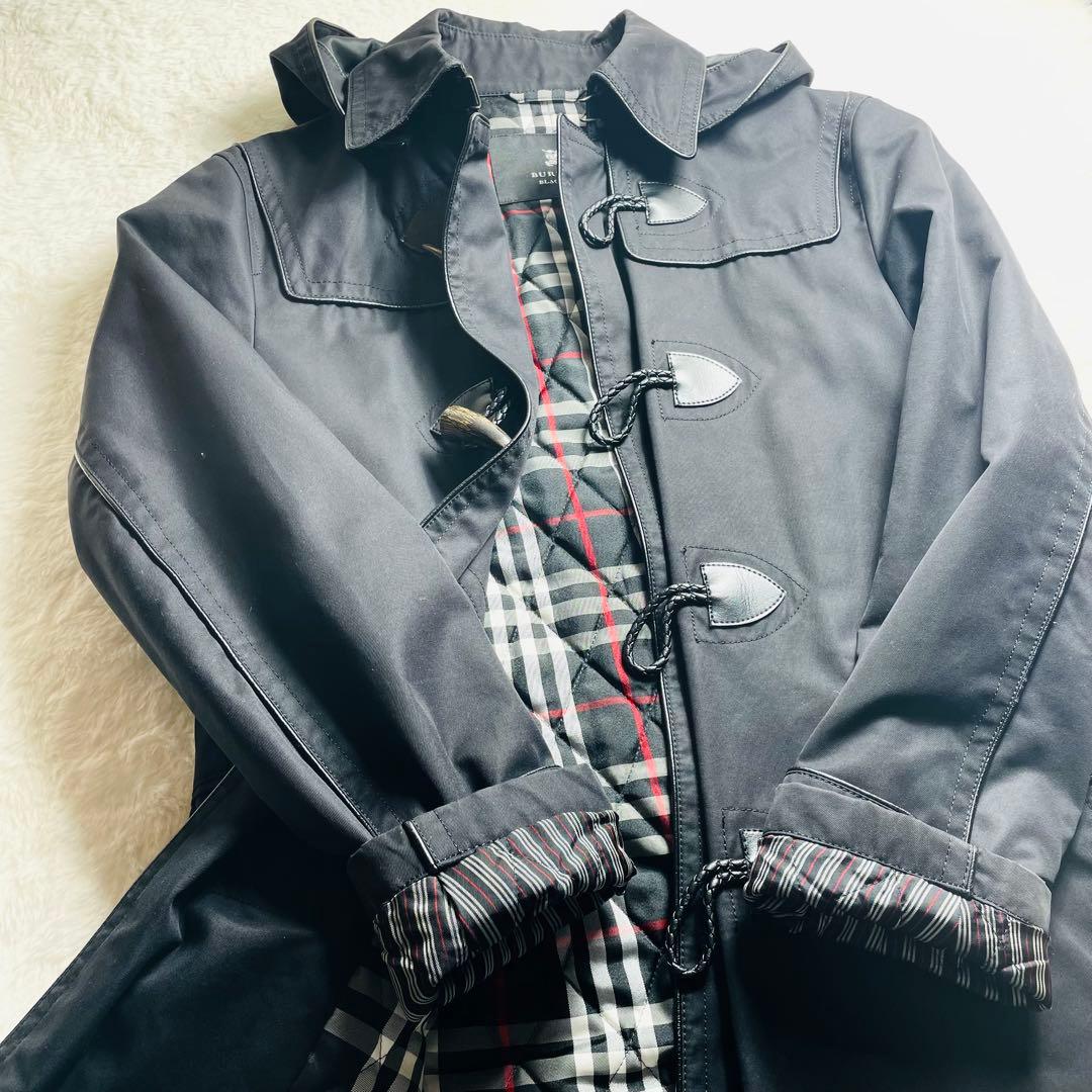 未使用級BURBERRY BLUE LABELダッフルコート 　ブラックおしゃれ