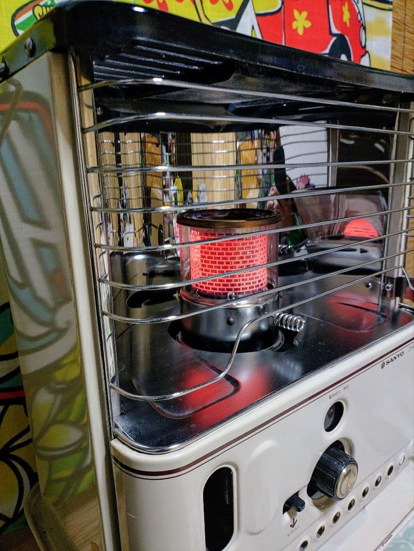 レトロ石油ストーブ　サンヨー石油ストーブOHR-H16A 小型石油ストーブ